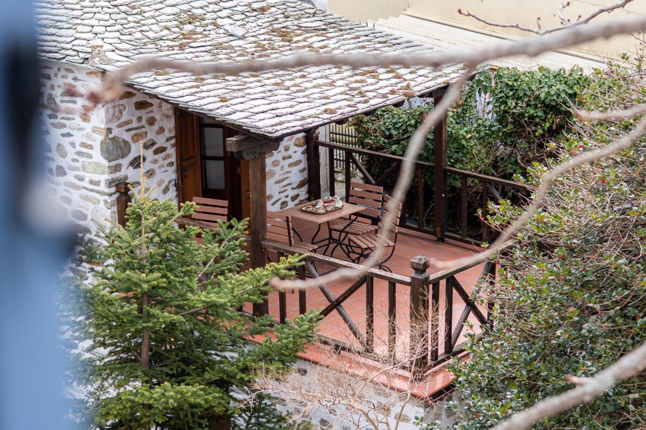 Hotel Archontiko Naoumidi 5*